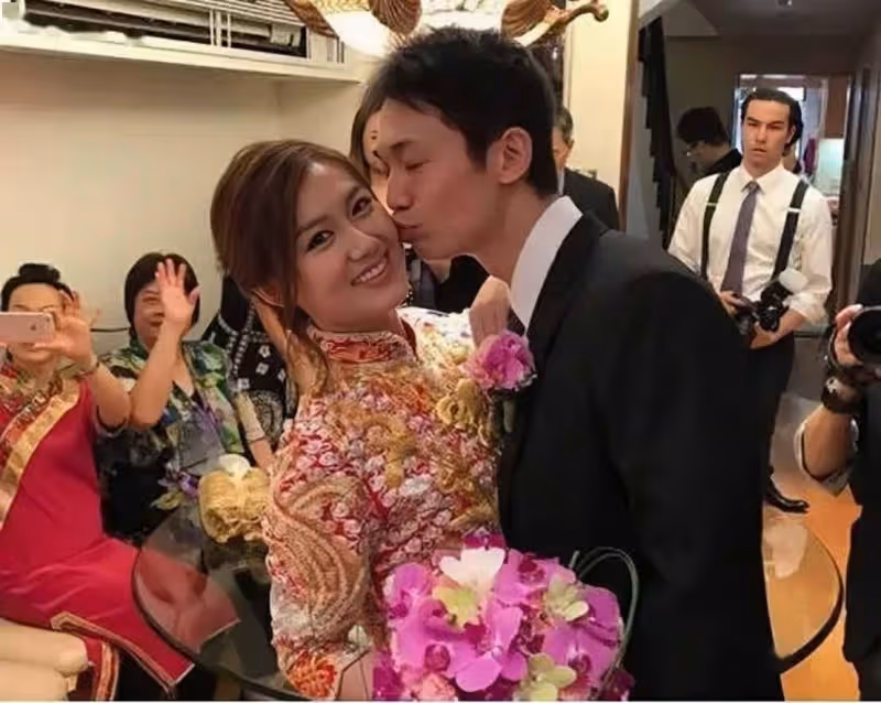 香港富二代江俊霖參加戀綜,有2億房產,因不滿前妻著裝暴露離婚