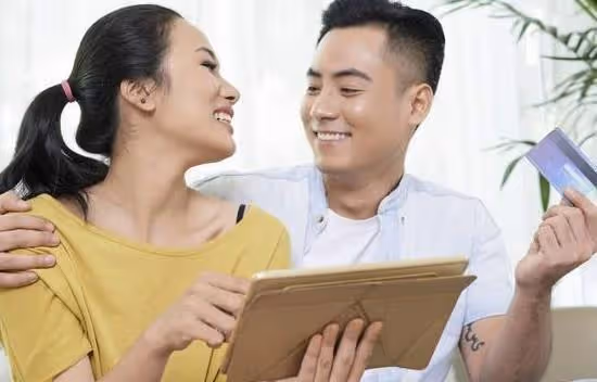 攜手走過人生的每一個階段:夫妻間的共同成長與奮鬥