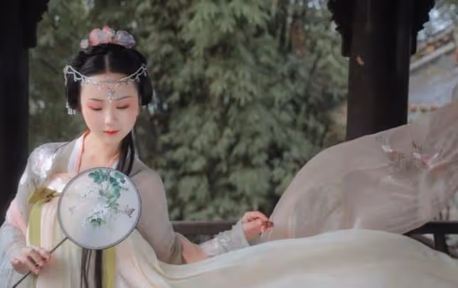 夫妻倆有一人是此屬相,子女日後福緣深厚,財祿不缺