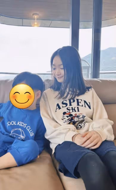 李小鵬一家游迪士尼,小奧莉「等比例」長大,五官像爸身材卻像媽