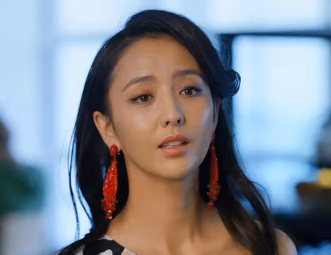 好傢夥！劇版《唐探2》開播就差評一片，觀眾差評理由出奇的一致