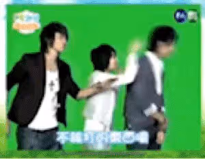 太離譜！Ella在家裸體運動被兒子勸說！多位男星曾控訴其騷擾！
