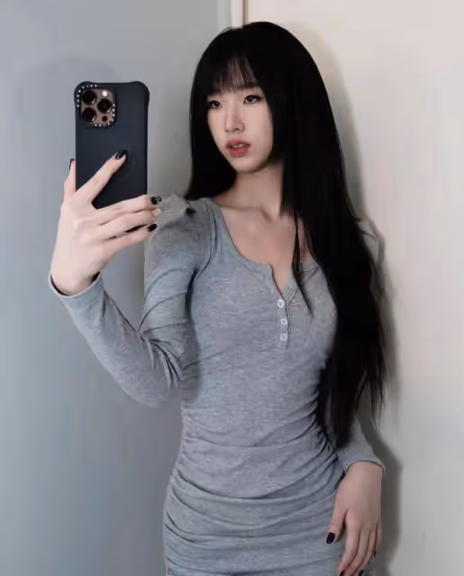 小S兩個大女兒秀身材，姐妹相差2歲，遺傳媽媽的美貌