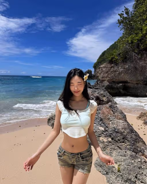 小S兩個大女兒秀身材，姐妹相差2歲，遺傳媽媽的美貌
