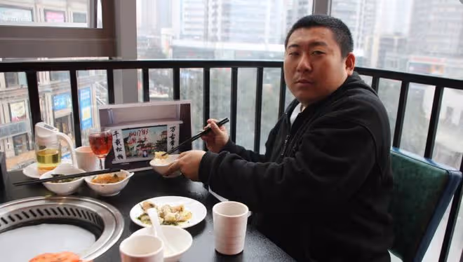 40歲阿姨哭述:出軌後跟前夫離婚,後悔了想找他復婚他卻結婚了