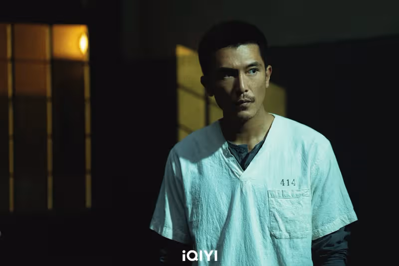 驚心動魄的愛情！　《唐探》邱澤難忘與張鈞甯曖昧頂樓之吻