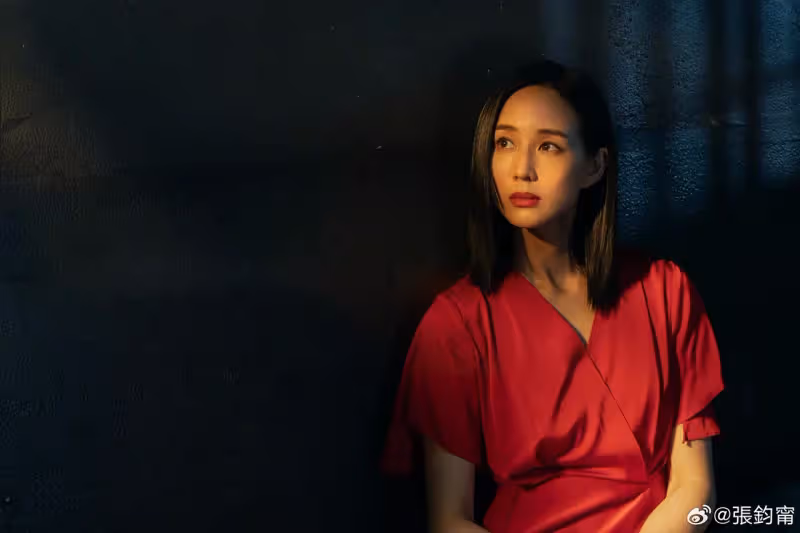 驚心動魄的愛情！　《唐探》邱澤難忘與張鈞甯曖昧頂樓之吻