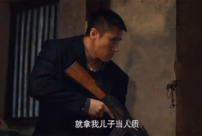 《獵冰》大結局爛尾?黃宗偉不肯放下三胞胎逃,自投羅網,不合理