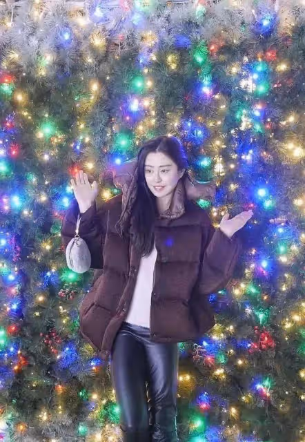 王祖賢近照曝光!56歲的她嫩似少女,這麼好的基因不生孩子太可惜