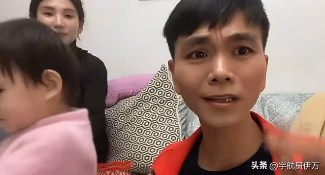 天津小伙娶小11歲寮國美女,斥巨資給娘家建別墅,如今成人生贏家