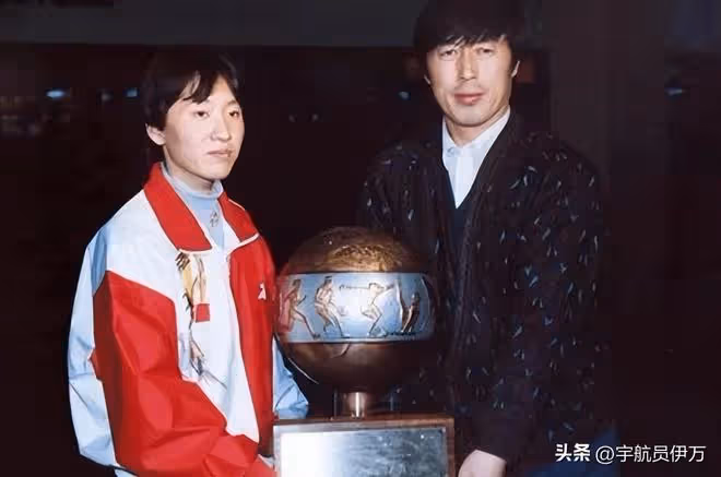 東方神鹿王軍霞:退役移居美國,3個孩子3個爹,如今成人生贏家