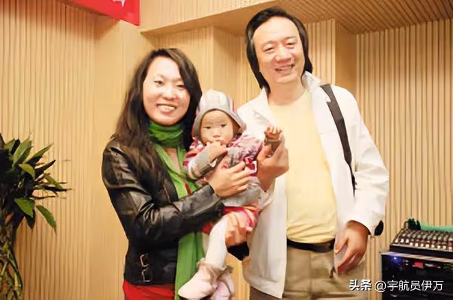 東方神鹿王軍霞:退役移居美國,3個孩子3個爹,如今成人生贏家