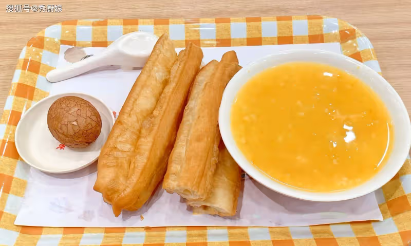 早上「養肝黃金期」,少吃饅頭稀飯,多吃這4樣,養肝護眼身體好