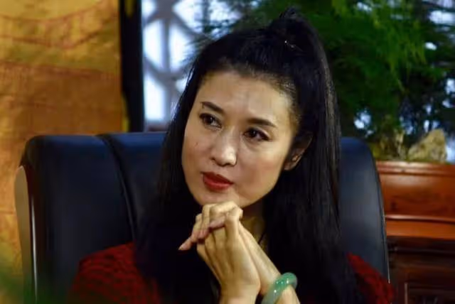 她被譽為「最美潘金蓮」,曾與潘長江春晚同台,今48歲風韻猶存