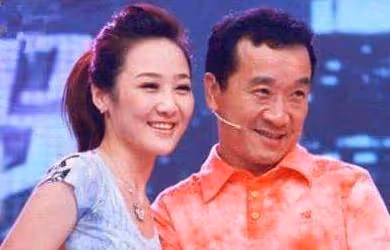 被說丑的男星,偏偏女兒個個貌美如花!他竟隱藏了女兒27年