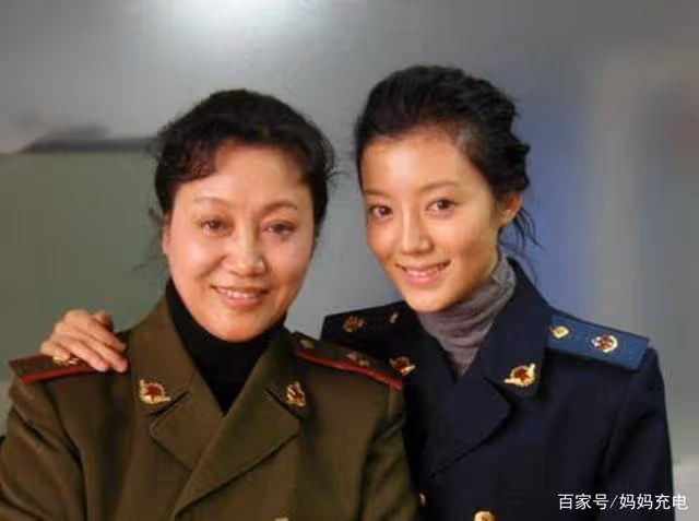 這些明星竟然是母女關係,真是藏的太深了,之前還真不知道