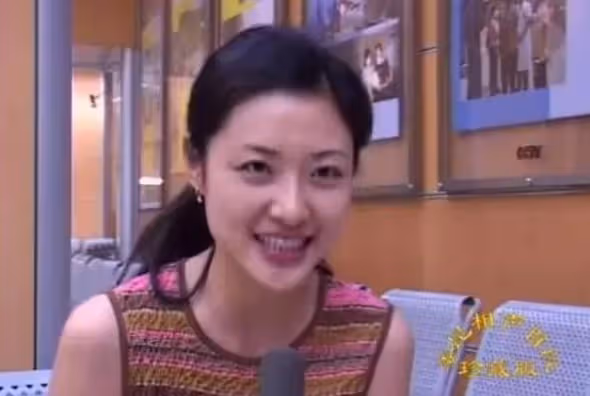 周濤20歲長這樣？素顏都是那麼的驚艷，難怪有那麼多的人喜歡