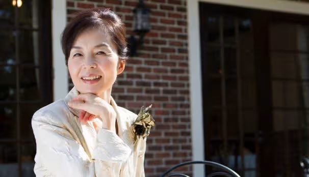 月入8000,給再婚老伴5000,生病後看清了她的真面目