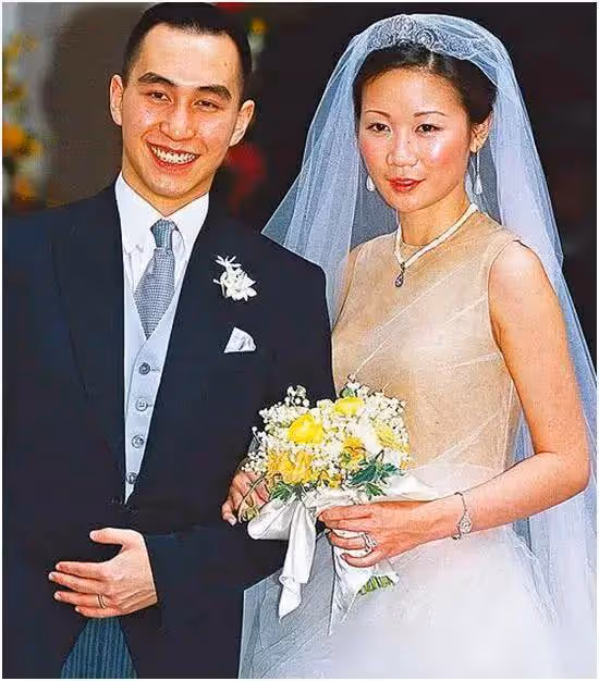 18歲何開梓：親姑媽是何超瓊，賭王家未來接班人，出門保鏢隨身