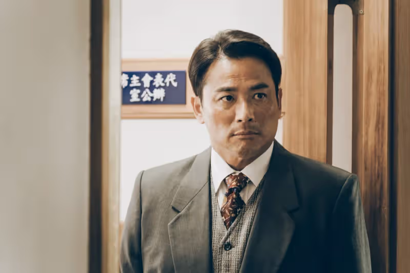 孫綻像討人厭蒼蠅騷擾　吳子霏的他出手相救