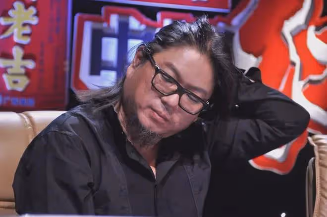 55歲高曉松變化有點大！一開口就給大家拜晚年，照片亮點實在太多