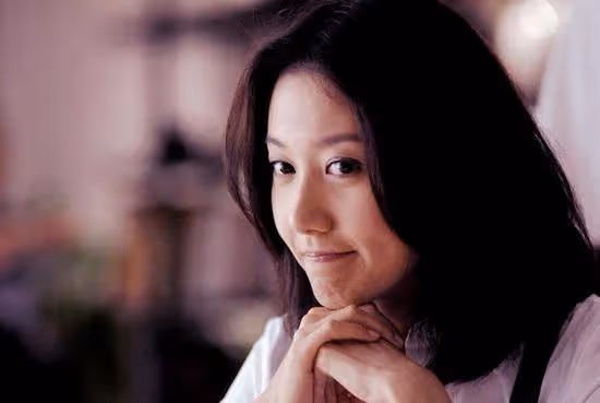 她是娛樂圈「最乾淨」女演員，出道25年零緋聞，丈夫身份至今成謎