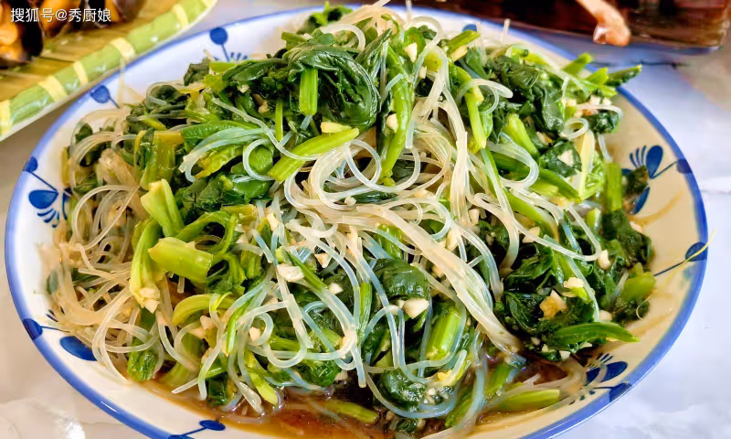 失眠多是肝火旺，建議多吃這3菜，潤肺腑、清肝火，一覺到天亮！