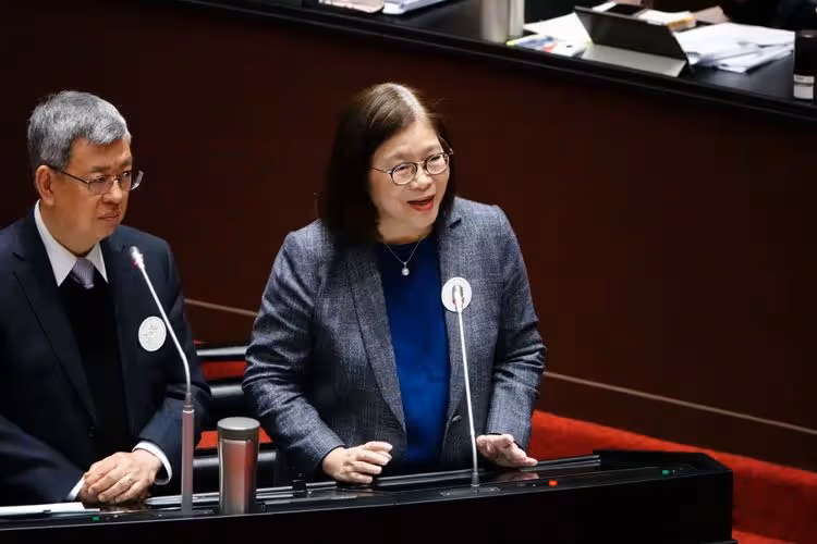管碧玲怒改專報名挨轟！　綠委明內政委員會「甲動備戰」：力挺執法