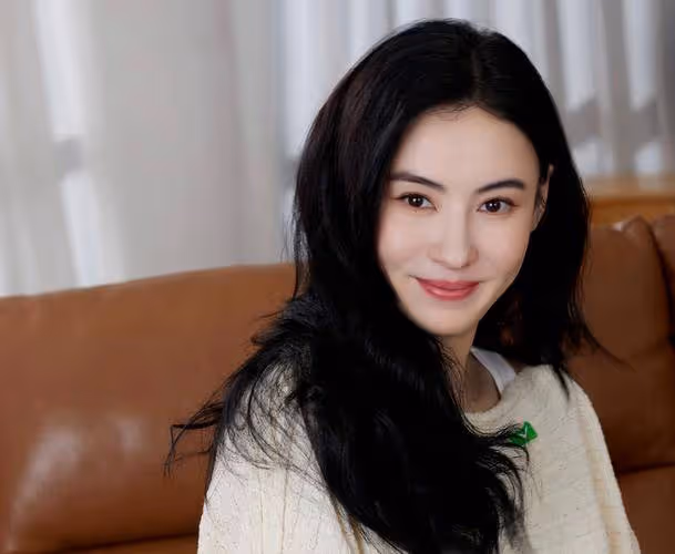 這誰能頂得住!43歲張柏芝驚艷登場,性感依舊!