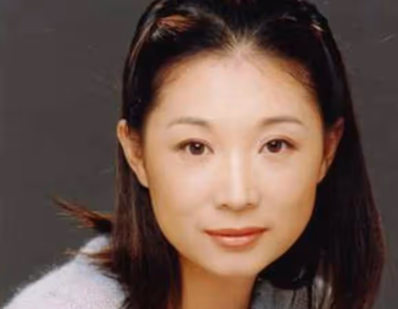 張譯隱瞞14年的老婆,是熟悉的央視主持,年輕貌美讓人羨慕!