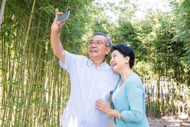 69歲大爺哭訴:每月6000退休金是不少,可我卻想快點離開這個世界