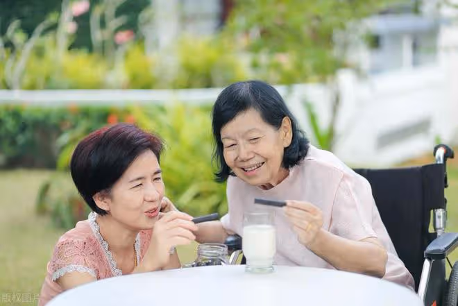 53歲保姆:伺候一位特有錢僱主,每月給我6500高薪,可我卻想逃離