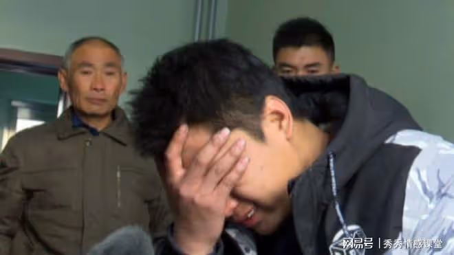 我與前妻離婚26年,兒子喊我去過年,我拒絕了:我們父子緣分已盡