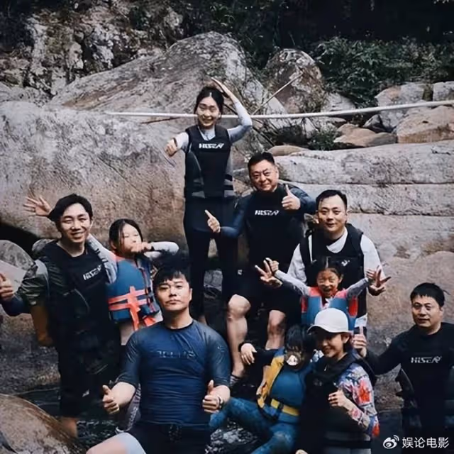 陳思誠公司在泰國團建,佟麗婭劉昊然文詠珊等旗下藝人被偶遇