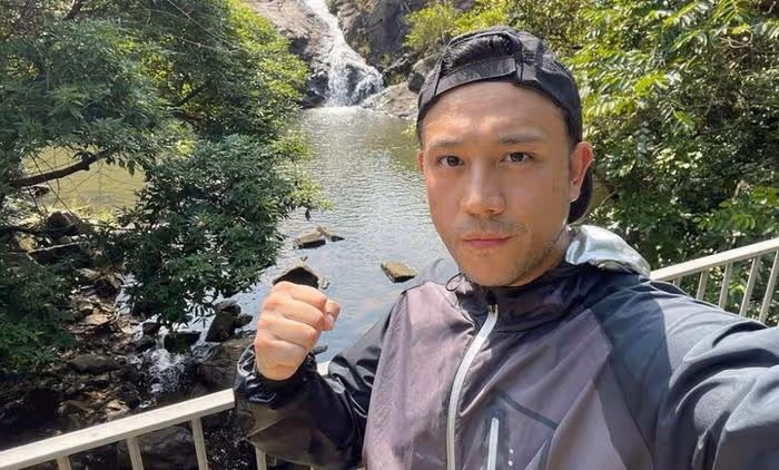 40歲港星網絡乞討賣慘!曾因劈腿五女翻車,兒子還患上了自閉症