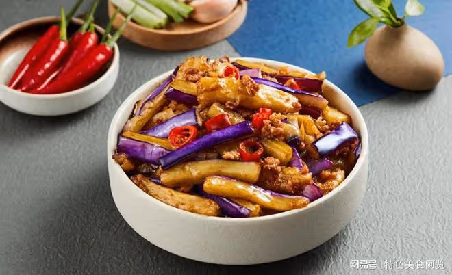 香辣鮮美，酥軟可口的肉末炒茄子，給你味蕾的無限享受
