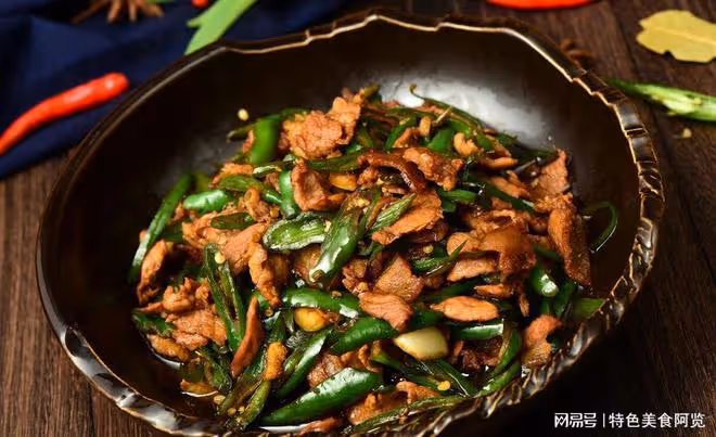 麻辣鮮香，口感豐富的辣椒小炒肉，挑動你的味蕾