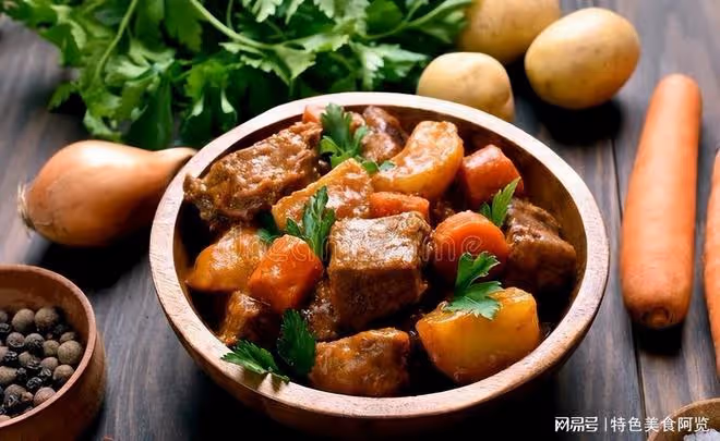 肉質鮮嫩，口感豐富的牛肉炒土豆的製作方法