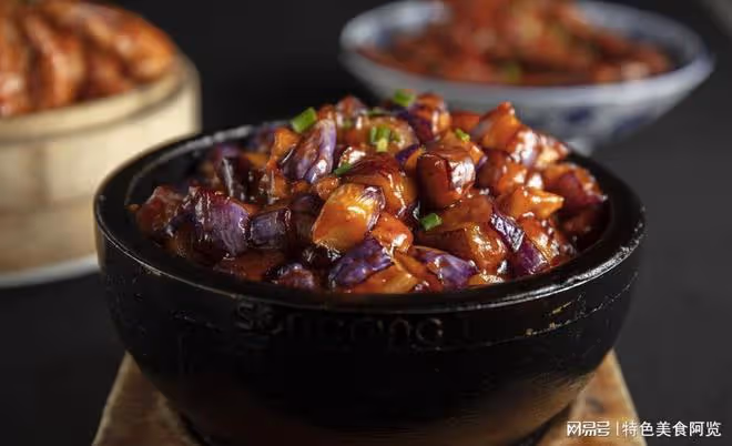 魚香茄子，口感滑嫩，味道濃郁，給你帶來舌尖上的享受