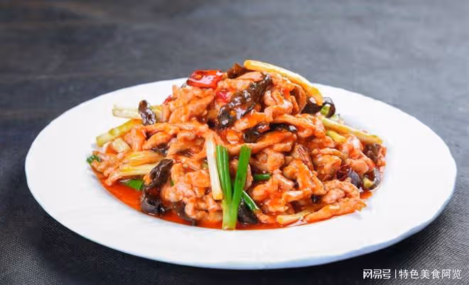 魚香肉絲，家常經典美食，嘗一口便沉醉其中！