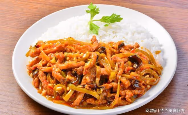 魚香肉絲，家常經典美食，嘗一口便沉醉其中！