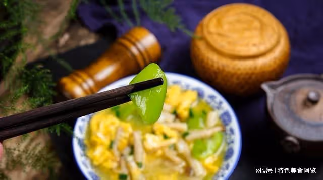 愛上美食，如何做家庭版絲瓜菌菇湯更好吃呢？