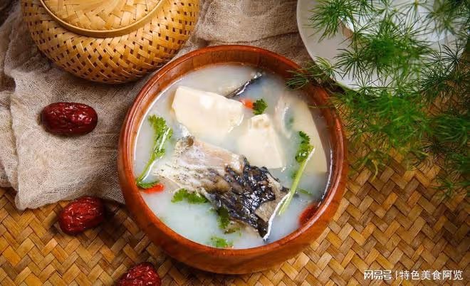美味鮮香的草魚湯，傳承家鄉味道