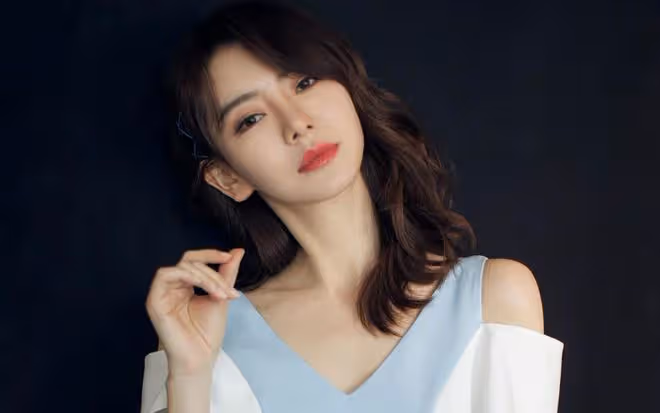 戚薇臨危受命加盟《浪姐5》，能否力挽狂瀾？