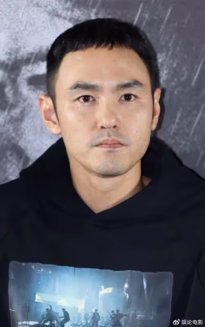 阮經天主演新片票房破億,擠下春節檔大片,角色造型引發熱議