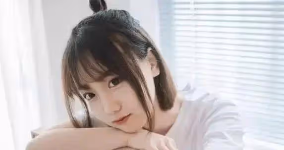 女人敢跟你開這4個「玩笑」,就是對你動了真情,別傻傻聽不懂!