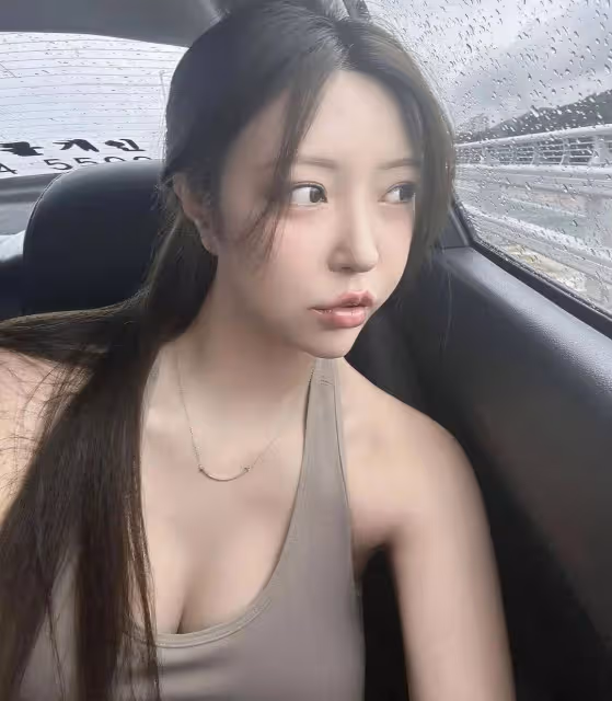 風雨無阻打網球的小姐姐,身材也太好了