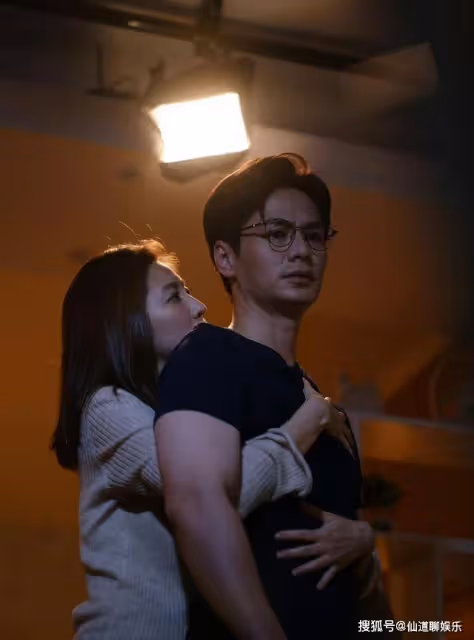 《婚後事》TVB播出後口碑不錯,豆瓣評分8.7,亮點是採用多視角敘事