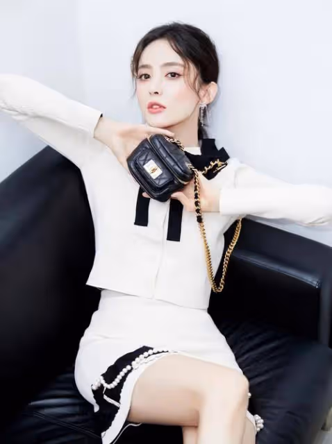 古力娜扎驚艷亮相!31歲魅力依舊,誰能不心動?