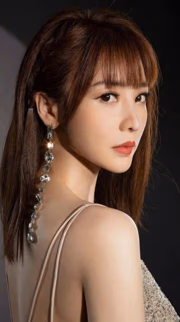 講真！驚艷內娛！柳岩身材絕美，無人可敵！